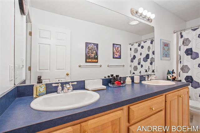 Builiding view forty one for 2586 Marble, Zeeland, MI. 49464