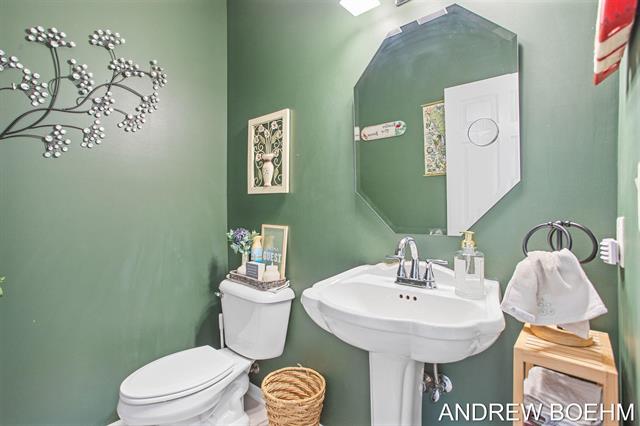 Builiding view thirty two for 2586 Marble, Zeeland, MI. 49464