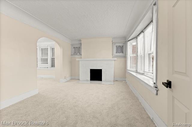 Builiding view six for 17180 Kentucky, Detroit, MI. 48221