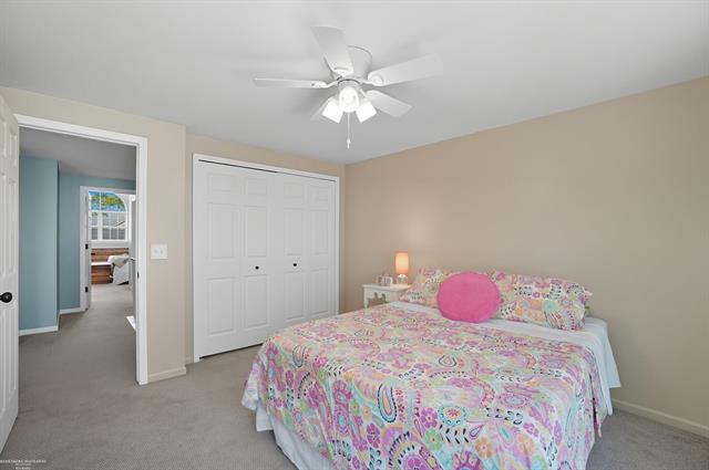 Builiding view twenty seven for 15774 Golfview, Riverview, MI. 48193