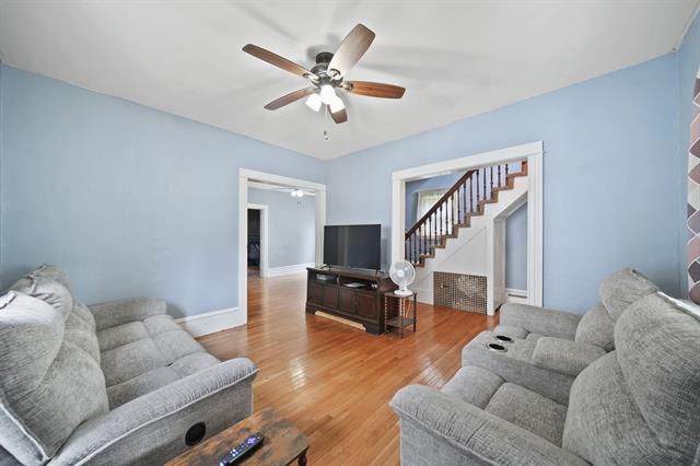 Builiding view eleven for 206 Marshall St, Brooklyn, MI. 49230