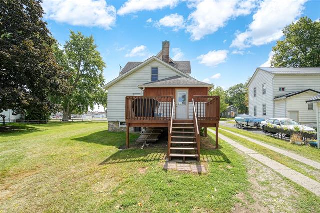 Builiding view thirty one for 206 Marshall St, Brooklyn, MI. 49230