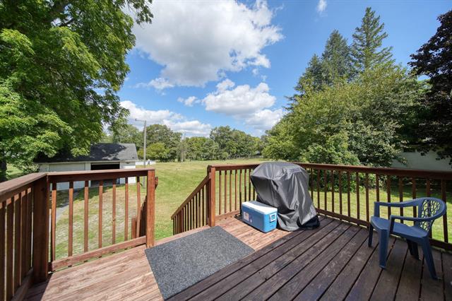 Builiding view thirty three for 206 Marshall St, Brooklyn, MI. 49230