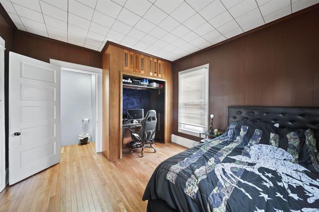 Builiding view twenty six for 206 Marshall St, Brooklyn, MI. 49230