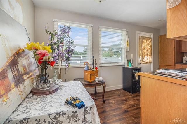 Builiding view twenty for 708 Harrison, Monroe, MI. 48161