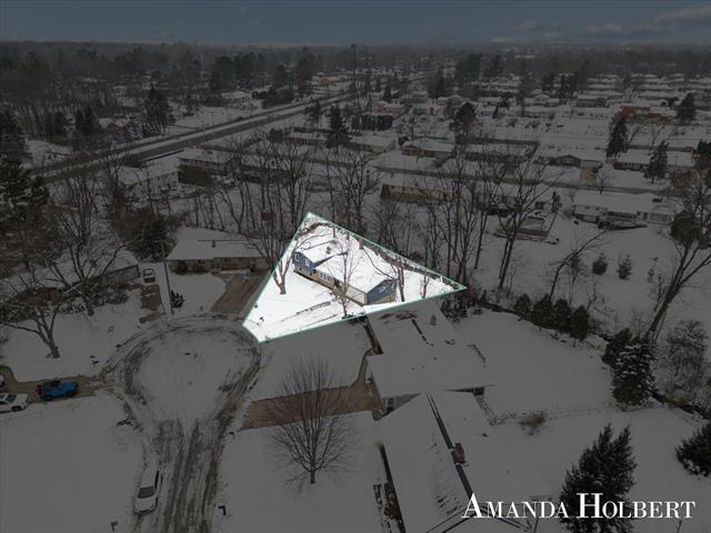 Builiding view fifty eight for 5106 Bridle Creek, Grand Rapids, MI. 49508