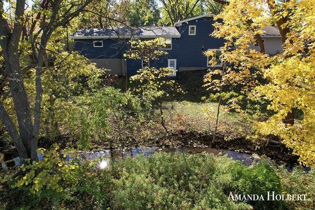 Builiding view seventy six for 5106 Bridle Creek, Grand Rapids, MI. 49508