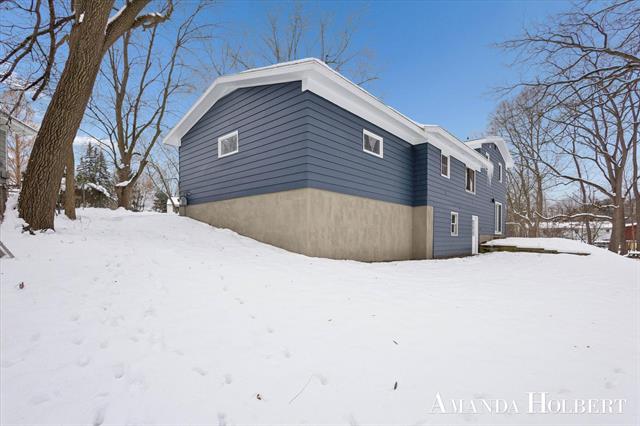 Builiding view six for 5106 Bridle Creek, Grand Rapids, MI. 49508