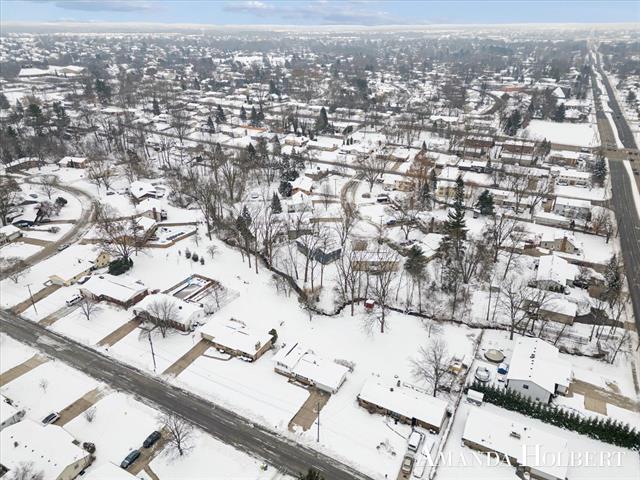 Builiding view sixty five for 5106 Bridle Creek, Grand Rapids, MI. 49508