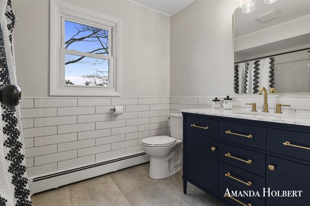 Builiding view thirty three for 5106 Bridle Creek, Grand Rapids, MI. 49508