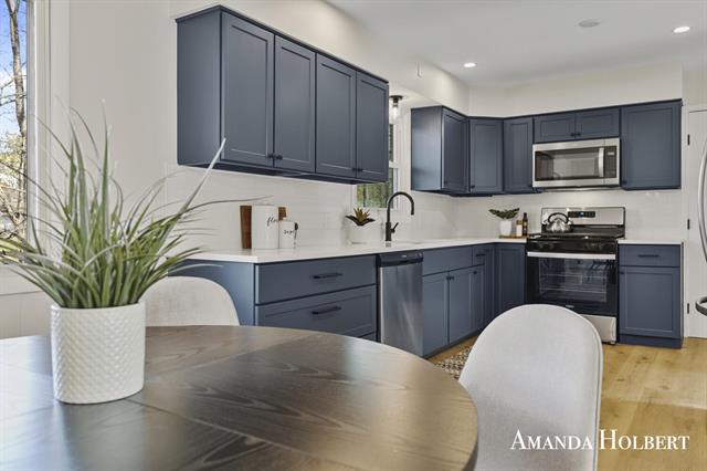 Builiding view twenty five for 5106 Bridle Creek, Grand Rapids, MI. 49508