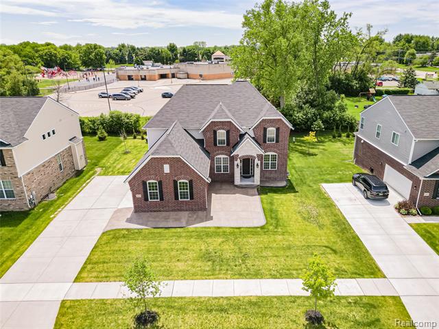 Builiding view one for 4054 Jayden, Sterling Heights, MI. 48314