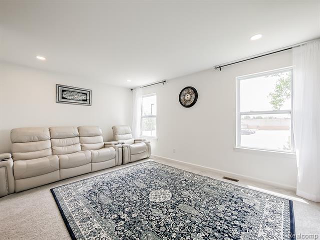 Builiding view thirty for 4054 Jayden, Sterling Heights, MI. 48314