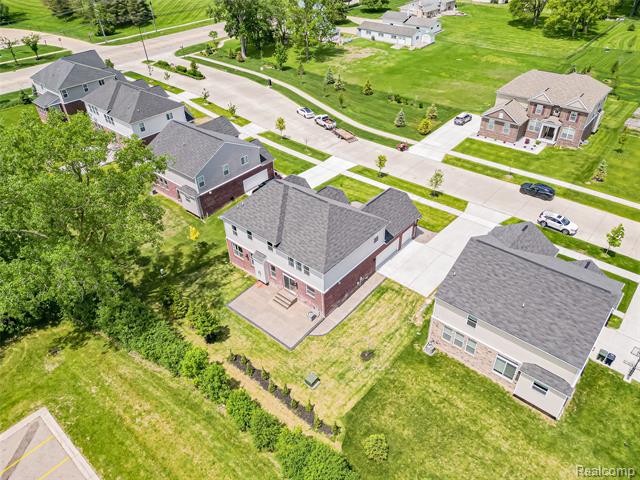 Builiding view three for 4054 Jayden, Sterling Heights, MI. 48314