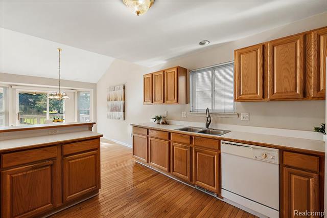 Builiding view thirteen for 44119 Kendyl, Sterling Heights, MI. 48314