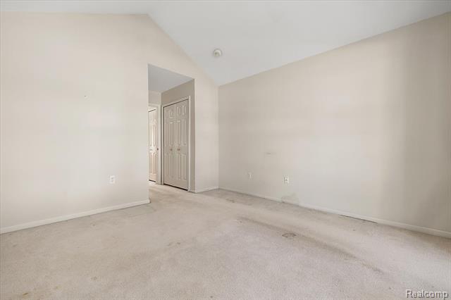 Builiding view twenty for 44119 Kendyl, Sterling Heights, MI. 48314