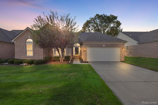 front view for 44119 Kendyl, Sterling Heights, Mi. 48314