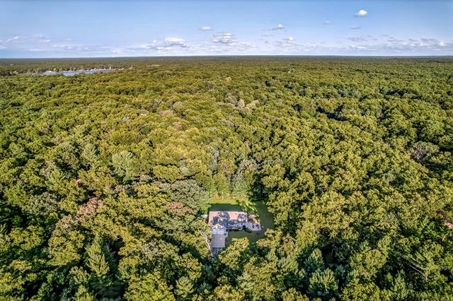 Builiding view forty eight for 6472 Beverlyway, Twin Lake, MI. 49457