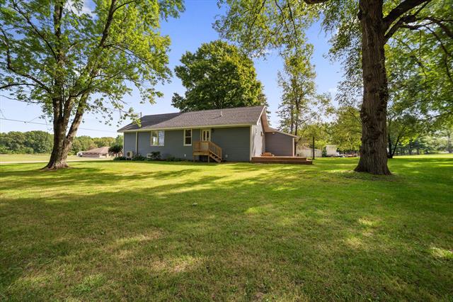 front view for 7452 Red Arrow Highway Highway, Watervliet, Mi. 49098