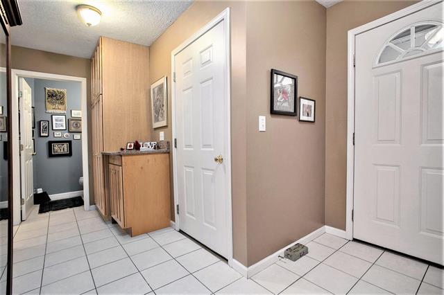 Builiding view eighteen for 212 Chauncey, Marshall, MI. 49068