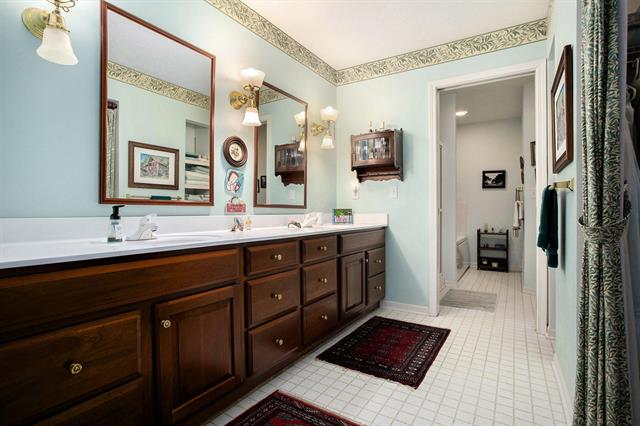 Builiding view fifteen for 212 Chauncey, Marshall, MI. 49068