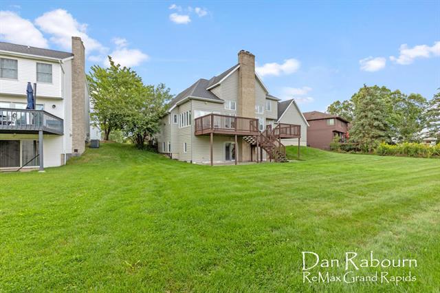 Builiding view thirty eight for 5391 Ticonderoga, Grand Rapids, MI. 49508