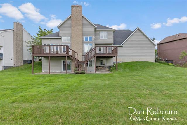 Builiding view thirty seven for 5391 Ticonderoga, Grand Rapids, MI. 49508