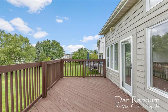 Builiding view thirty six for 5391 Ticonderoga, Grand Rapids, MI. 49508