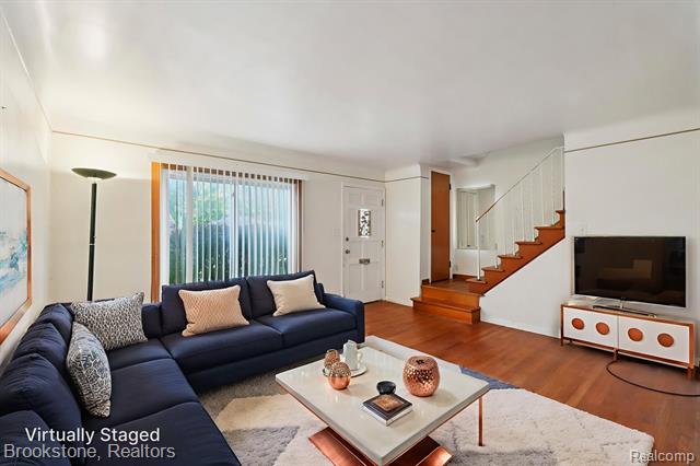 Builiding view six for 24260 Coolidge Highway, Oak Park, MI. 48237