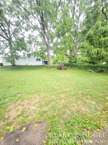 Builiding view five for 3322 Palmer, Lansing, MI. 48910