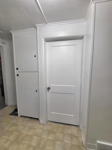 Builiding view fourteen for 3322 Palmer, Lansing, MI. 48910