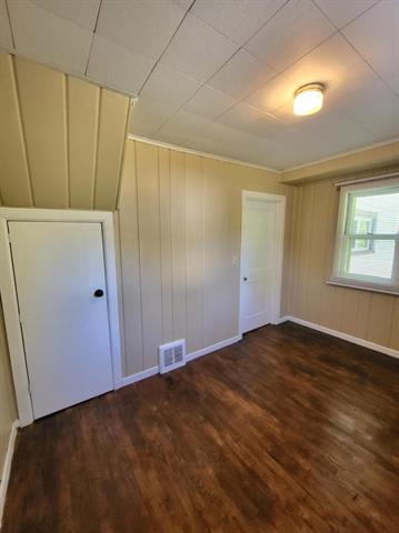 Builiding view twenty three for 3322 Palmer, Lansing, MI. 48910