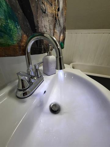 Builiding view twenty for 3322 Palmer, Lansing, MI. 48910