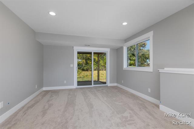 Builiding view seventeen for 10613 68Th, Allendale, MI. 49401