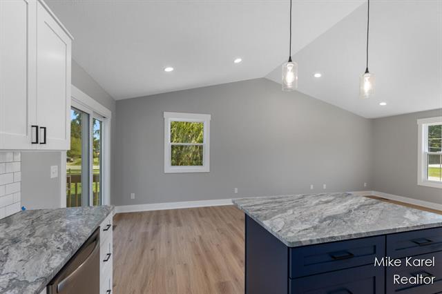 Builiding view ten for 10613 68Th, Allendale, MI. 49401