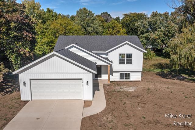 Builiding view twenty for 10613 68Th, Allendale, MI. 49401