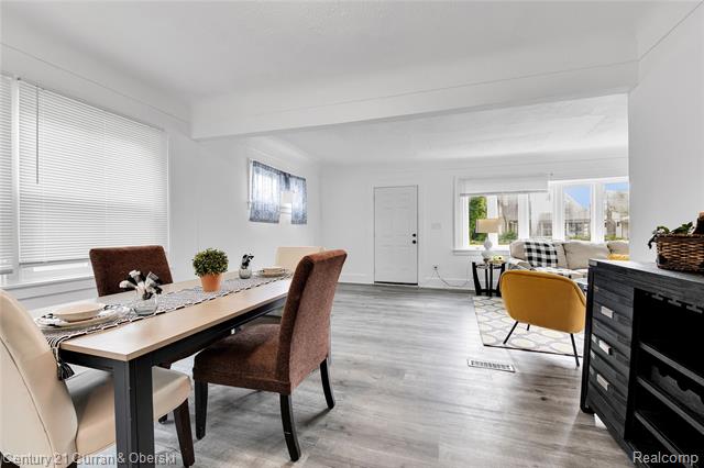 Builiding view seven for 13918 Terry, Detroit, MI. 48227