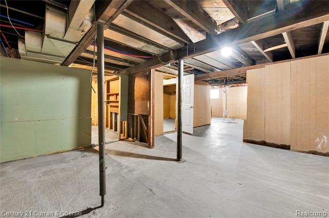 Builiding view twenty two for 13918 Terry, Detroit, MI. 48227