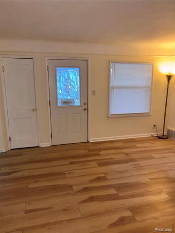 Builiding view one for 16267 Edmore, Detroit, MI. 48205