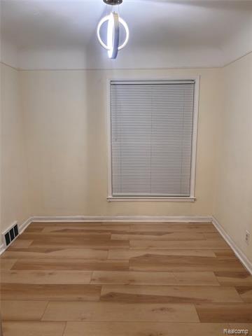 Builiding view seventeen for 16267 Edmore, Detroit, MI. 48205