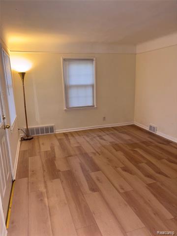 Builiding view sixteen for 16267 Edmore, Detroit, MI. 48205