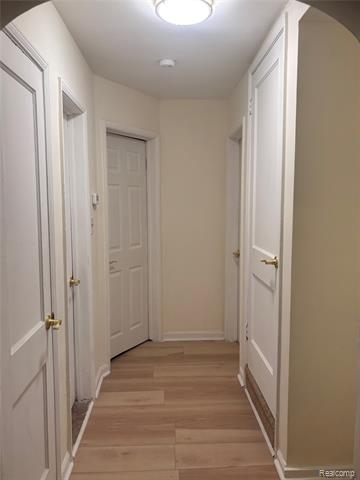 Builiding view thirteen for 16267 Edmore, Detroit, MI. 48205