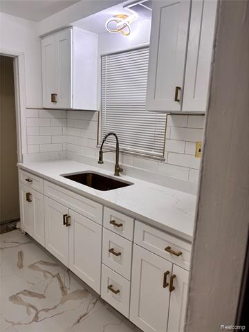 Builiding view three for 16267 Edmore, Detroit, MI. 48205