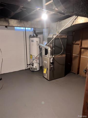 Builiding view twenty two for 16267 Edmore, Detroit, MI. 48205