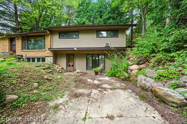 front view for 7871 E M 71, Durand, Mi. 48429