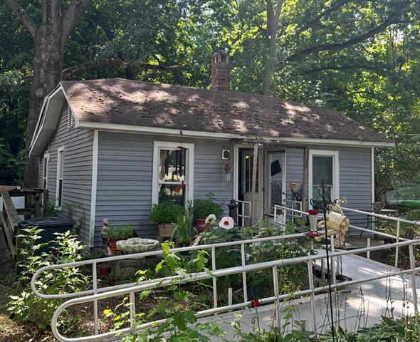 front view for 507 Delano Street, Allegan, Mi. 49010