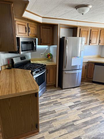 Builiding view two for 7 Clydesdale, Mount Morris, MI. 48458