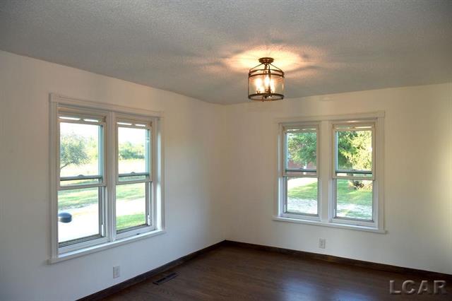 Builiding view nineteen for 4675 Munson, Hudson, MI. 49247