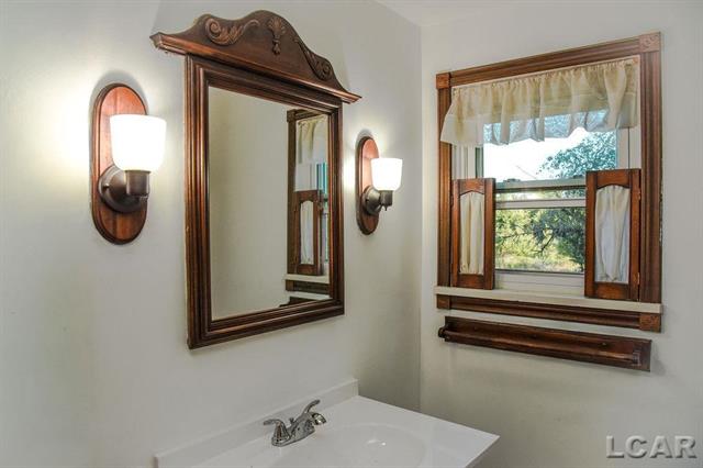 Builiding view twenty eight for 4675 Munson, Hudson, MI. 49247