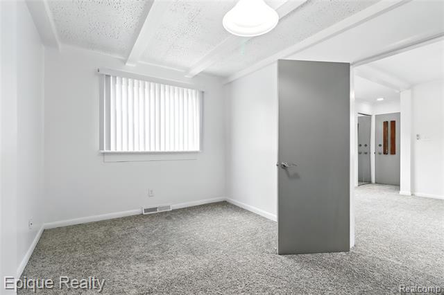 Builiding view five for 414 Oak, Ypsilanti, MI. 48198